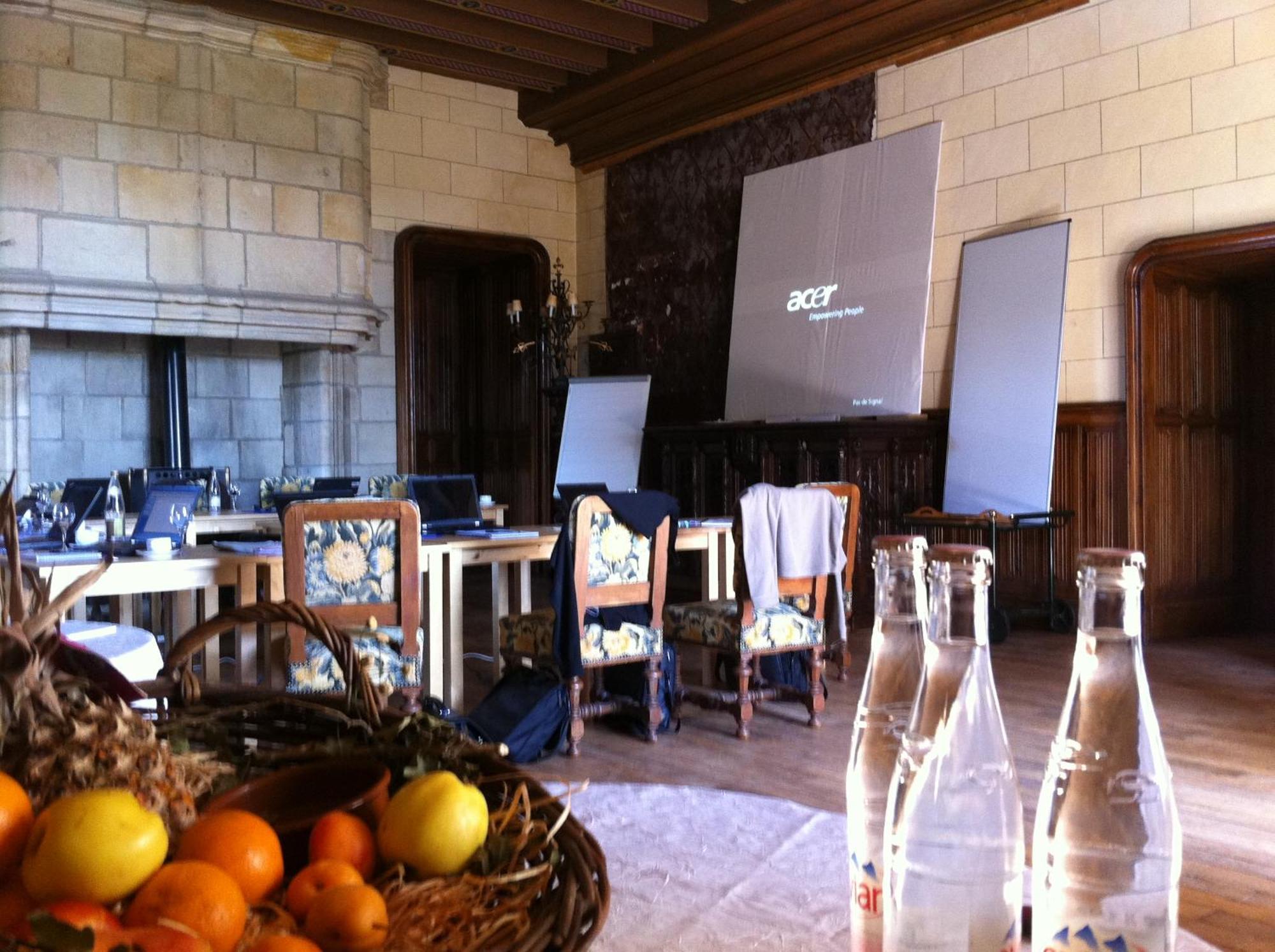 Chateau De Busset Luaran gambar